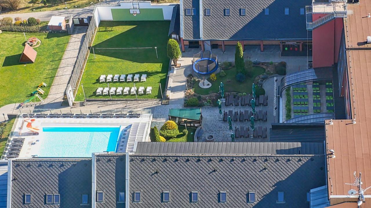 Orea Resort Panorama Moravsky Kras Blansko Bagian luar foto